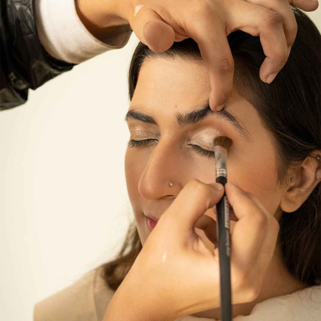 Eye Contouring